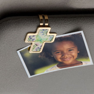 Artful Cross Visor Clip