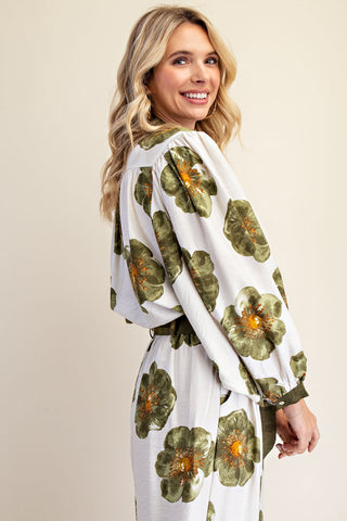 Wide Sleeve Floral Top