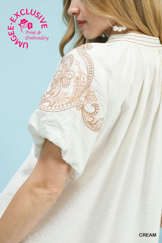 Embroidered Puff Sleeve Top
