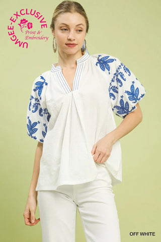Embroidered Puff Sleeve Top