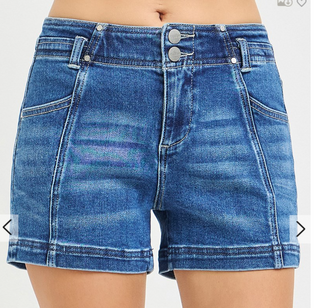 MID RISE SHORTS WITH SEAM DETAILS
