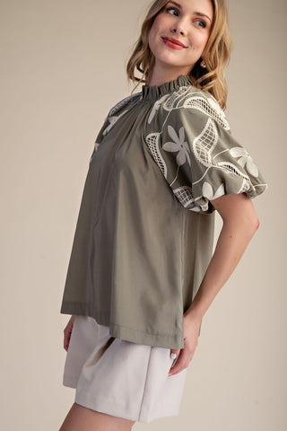 Ruffle Neck Bubble Sleeve Blouse