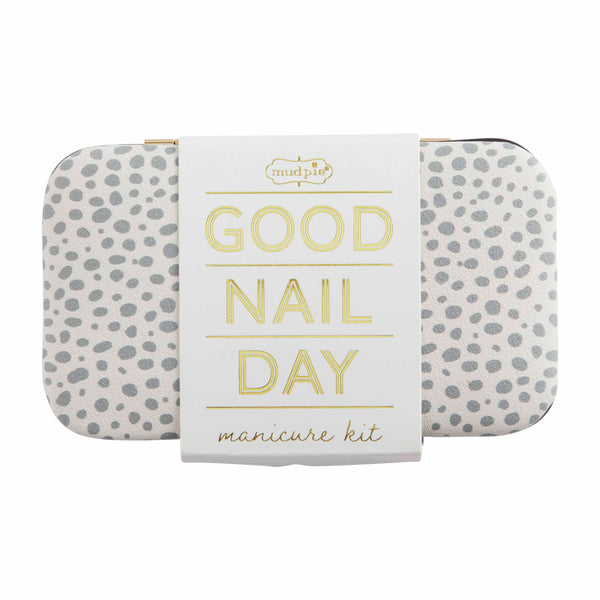 Good Nail Day Manicure Kit