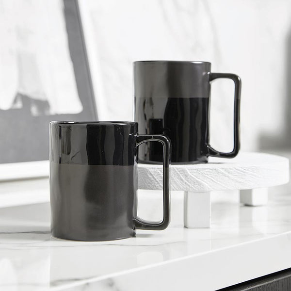 Organic Mug in Glossy Black/Matte Black